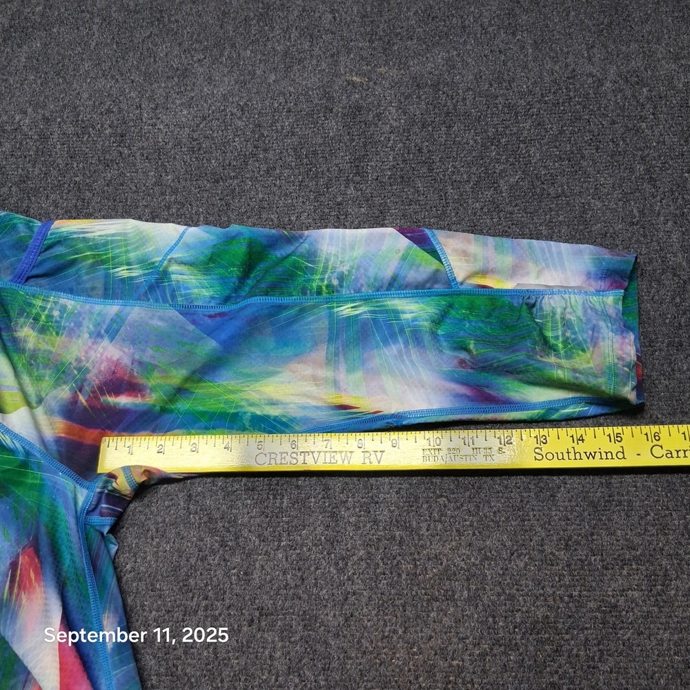 Athleta Tropea Dobby Be Free Knicker Abstract Tropical Leggings Size‎ Small - Picture 8 of 9